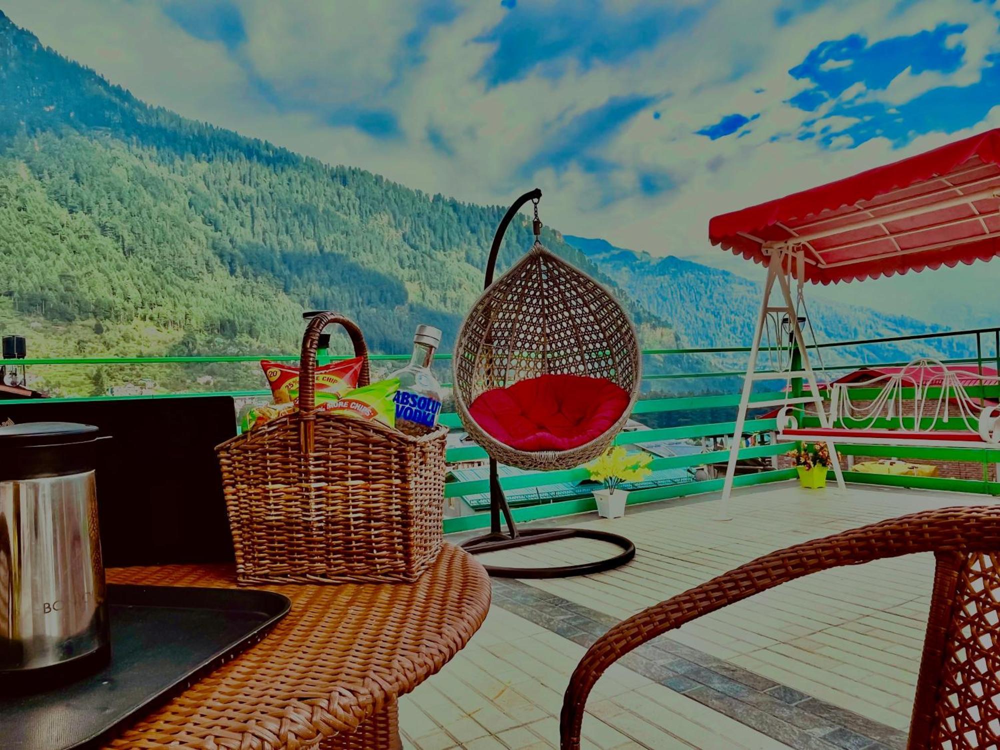 Tata Vista Resort Mall Road Manali - Centrally Heated & Air Cooled Экстерьер фото
